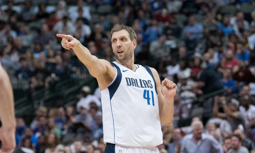 Νοβίτσκι για Ντόντσιτς: «Θα ταιριάξει στο... pick and roll league»