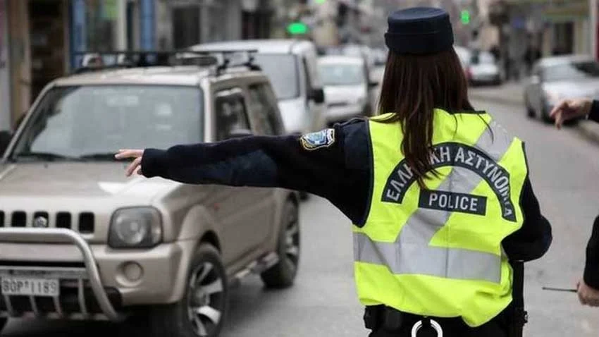 Έξοδος του Αγίου Πνεύματος: Αυξημένα τα μέτρα της Τροχαίας