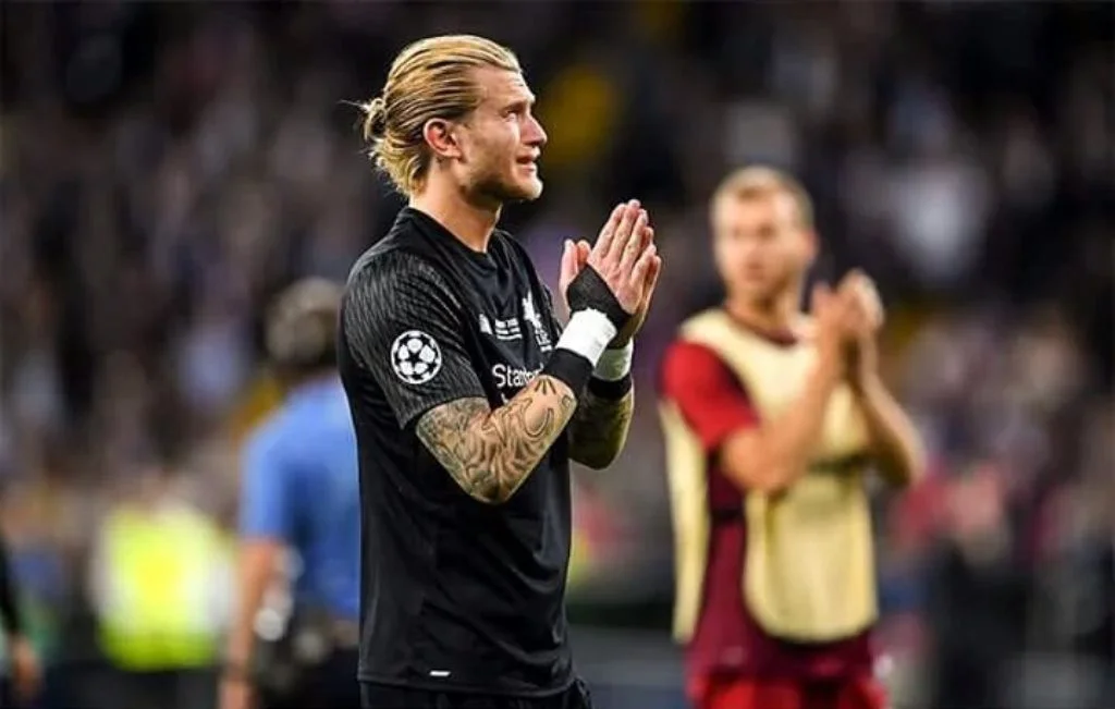 O γκαφατζής Κάριους κάνει λάθη ακόμη και στο... FIFA 17 (vids)