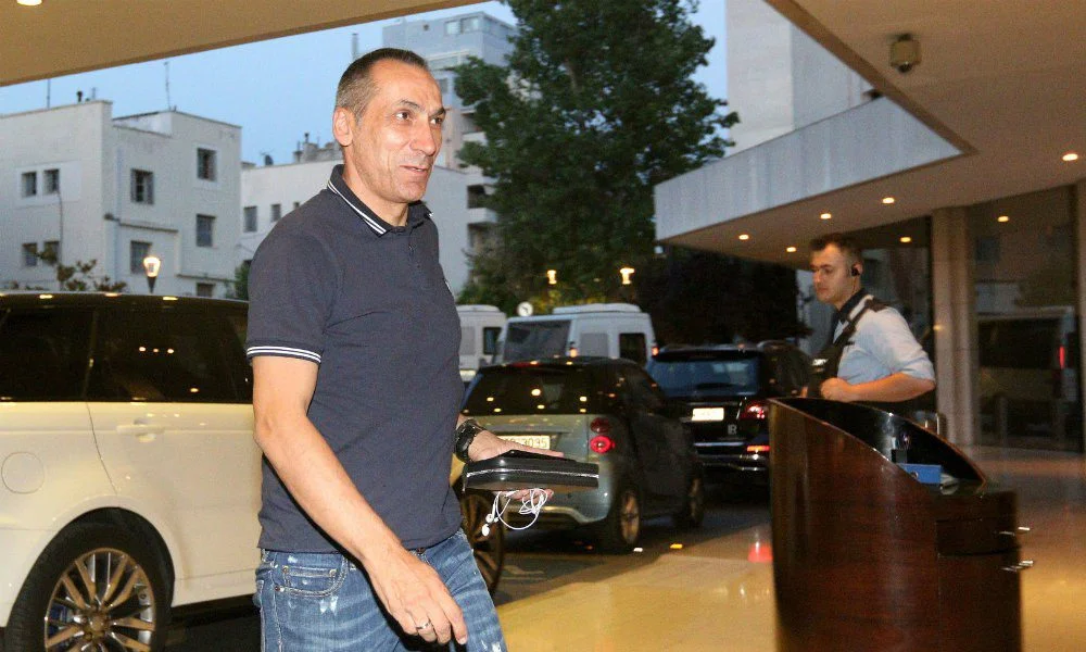 Όταν ο Δώνης συναντά τον Παϊρόζ! (pics)