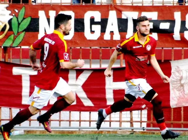 «Ψώνια» από Προοδευτική στο Αιγάλεω
