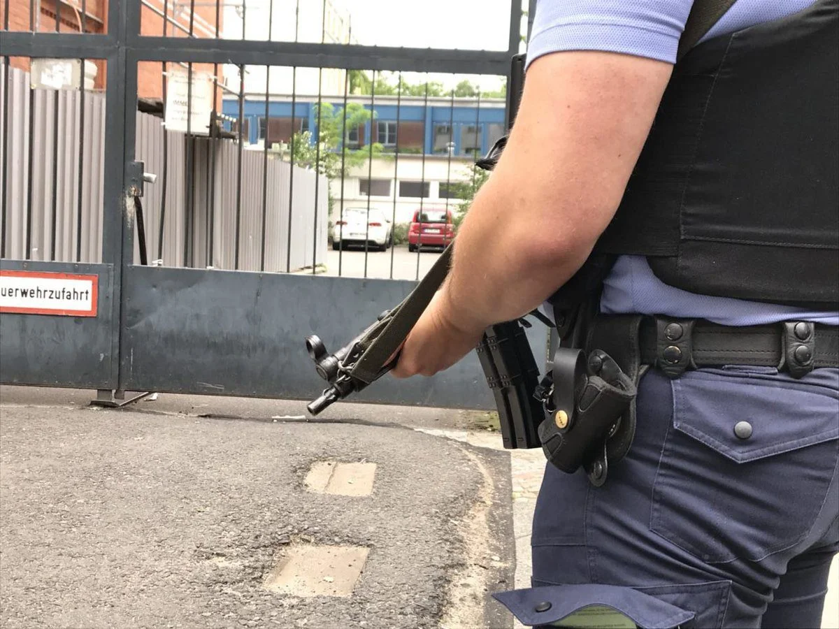 Αποκλείστηκε η περιοχή γύρω από δημοτικό σχολείο στο Βερολίνο