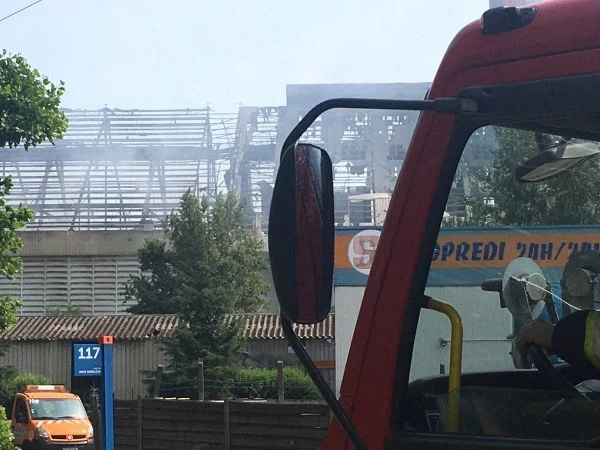 Έντεκα τραυματίες από έκρηξη σε αποθήκη στο Στρασβούργο