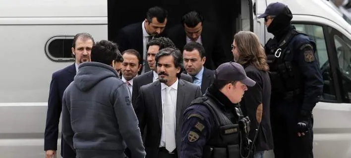 Σε στρατόπεδο οι 8 Τούρκοι αξιωματικοί