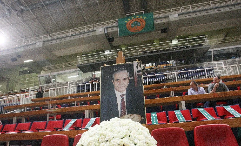 Συγκίνηση στο ΟΑΚΑ για τον Παύλο Γιαννακόπουλο (pics)