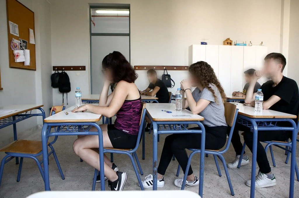 Σε Αρχαία Ελληνικά και Μαθηματικά διαγωνίζονται οι υποψήφιοι των ΓΕΛ