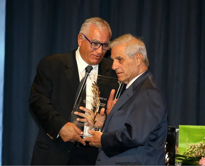 «Με τον θάνατο του κλείνει η “σελίδα” των ιδεολόγων παραγόντων»