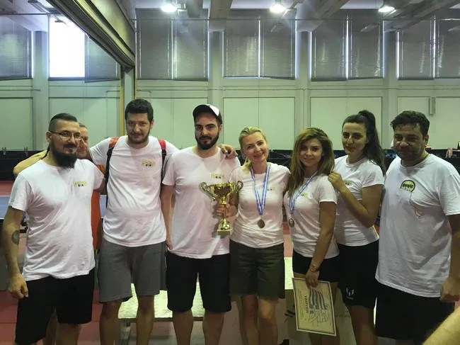 Οι ρακέτες πήραν «φωτιά» και το Nickelodeon έφυγε με το Κύπελλο