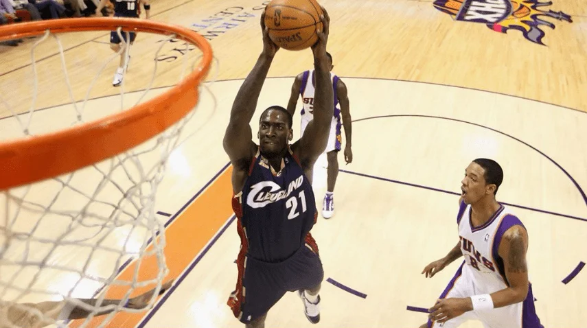 Πρώην NBAer στην φυλακή για ένοπλη ληστεία (pic)