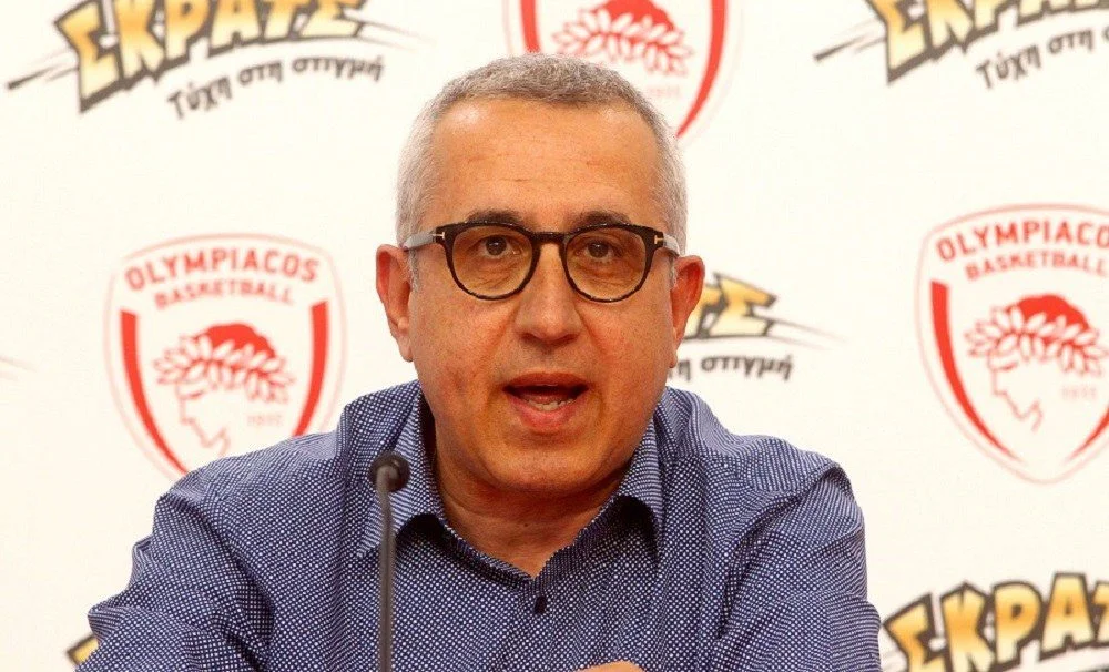 «Συγχαρητήρια» σε ατμόσφαιρα και διαιτησία από Σταυρόπουλο