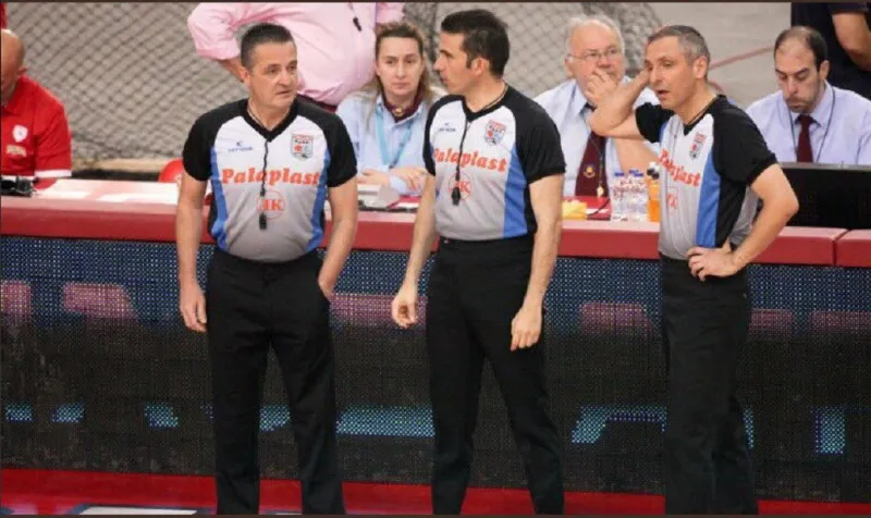 Κατεθέτει μηνύσεις ο διαιτητής του πέμπτου τελικού, Τάσος Μάνος