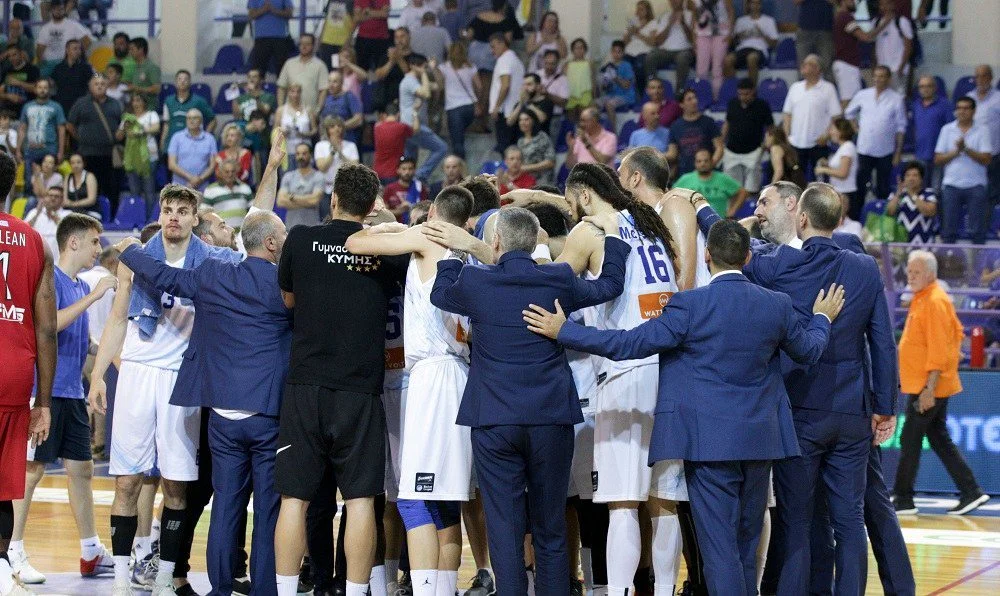 Αντίστροφη μέτρηση για το νέο κλειστό γήπεδο Κύμης (pics)