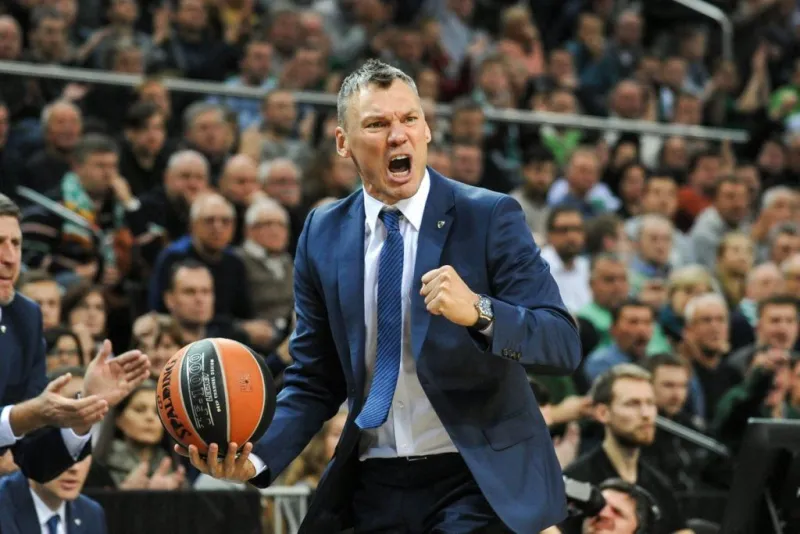 Σάρας: «Σε 2-3 μέρες θα αποφασίσω…»