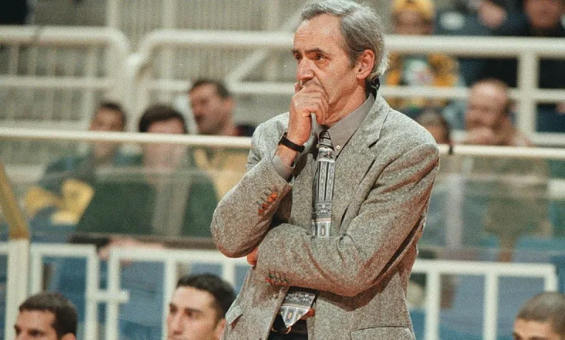 Το τελευταίο «αντίο» στον Κώστα Πολίτη