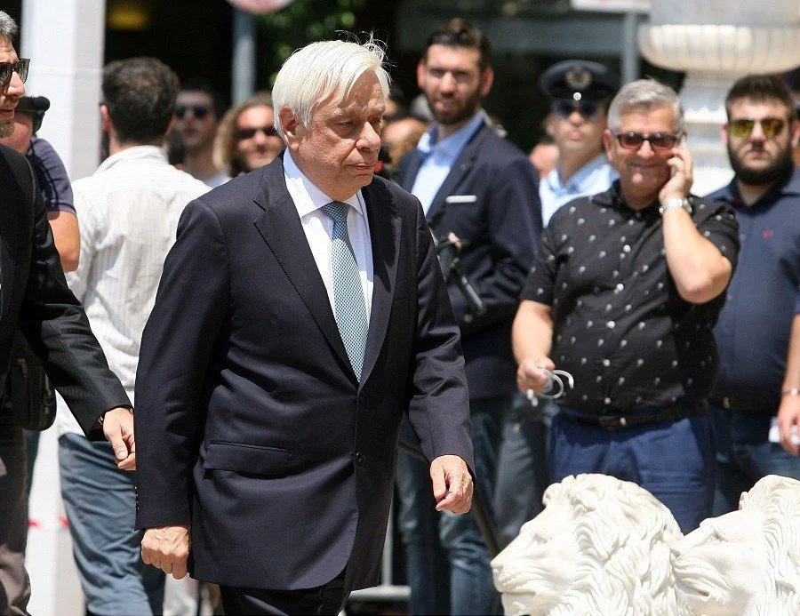 Παυλόπουλος: «Να δώσουμε στις γενιές που έρχονται τα μέσα και τις ευκαιρίες»