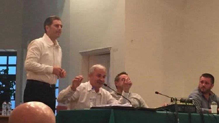 Τον ενοχλούσαν οι φωνές