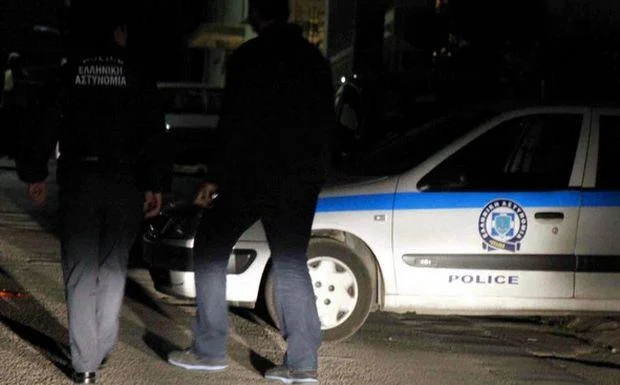 Καλαμαριά: Επίθεση με γκαζάκια σε πολυκατοικία