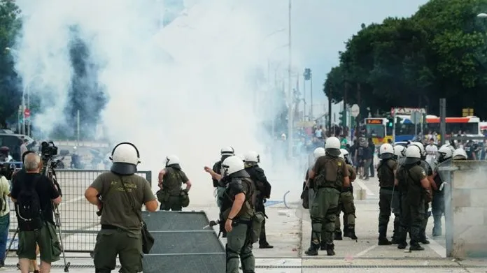 ΣΥΡΙΖΑ: «Να καταδικάσει τα επεισόδια ο ΠΑΟΚ»