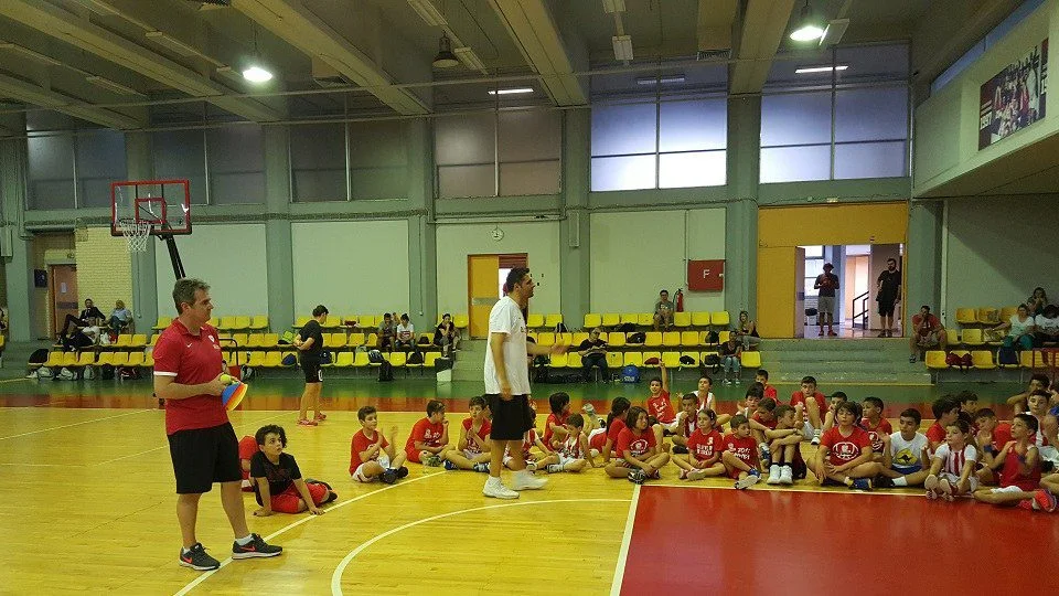 Με Γκατζούλη το «ερυθρόλευκο» camp