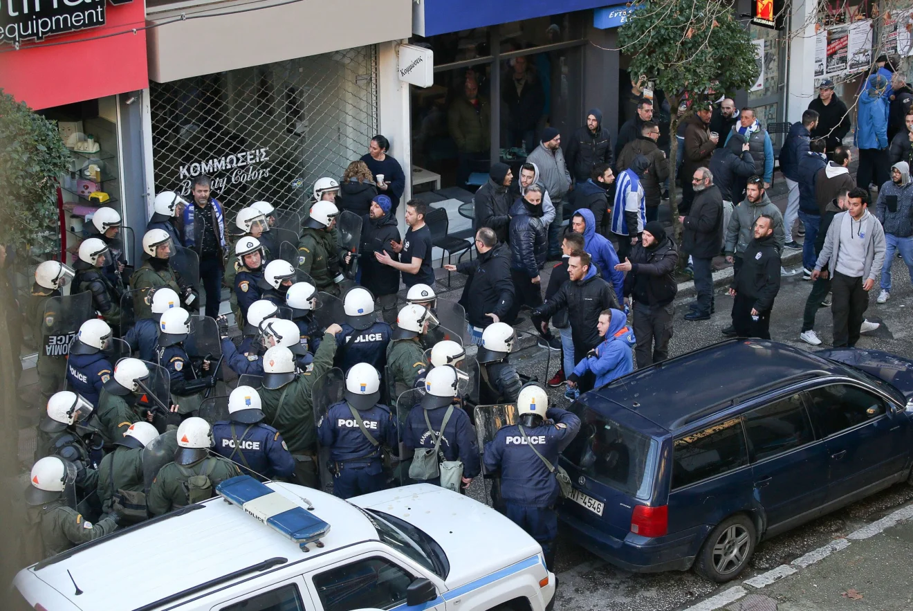 «Αποζημίωση» ΠΑΣ σε φιλάθλους για τα επεισόδια με ΠΑΟΚ