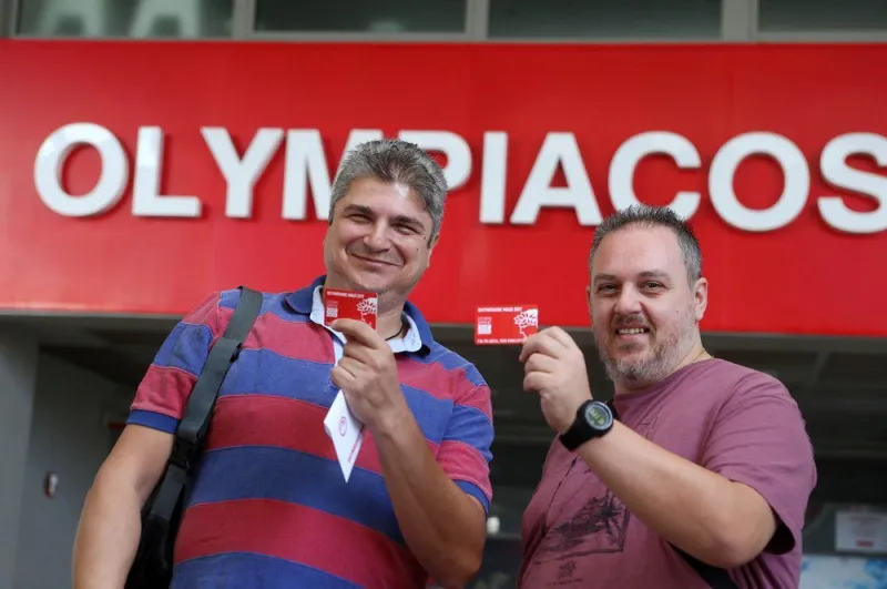 Έσπασε το (πρώτο) φράγμα των 10.000 διαρκείας!