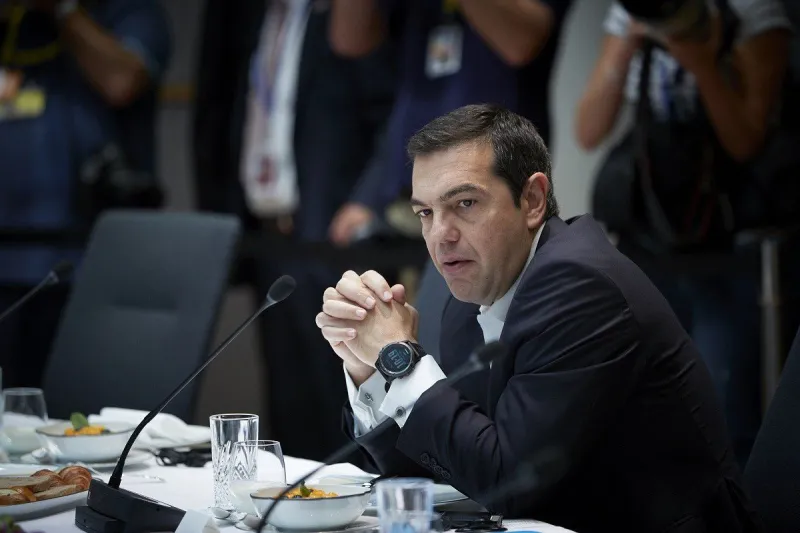 Τσίπρας: «Διατήρηση μειωμένου ΦΠΑ στα πέντε νησιά»