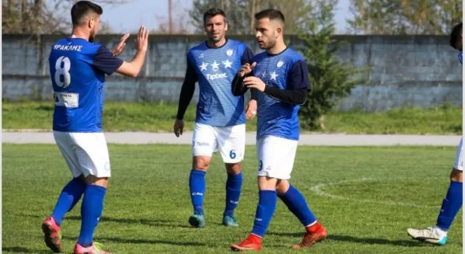 Έμεινε και ο Παπαδόπουλος στον Ηρακλή