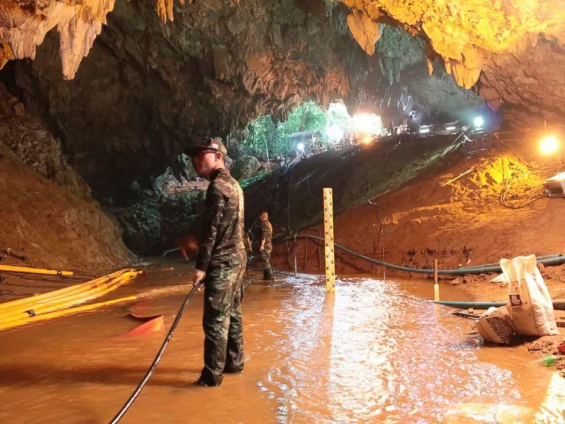 Ταϋλάνδη: Σε εξέλιξη η επιχείρηση διάσωσης των παιδιών (vid)