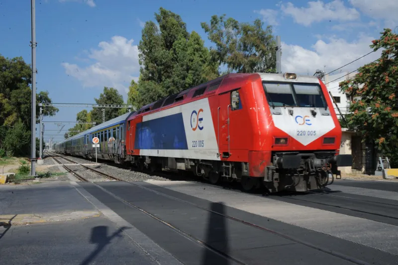 Ενημερωθείτε! Aπεργιακές κινητοποιήσεις σε προαστιακό και τρένα