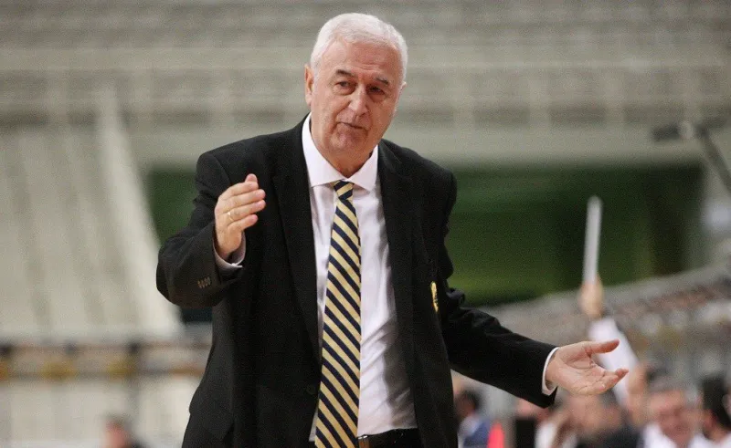 Σάκοτα: «Στην ΑΕΚ πάντα υπάρχει άγχος» (vid)