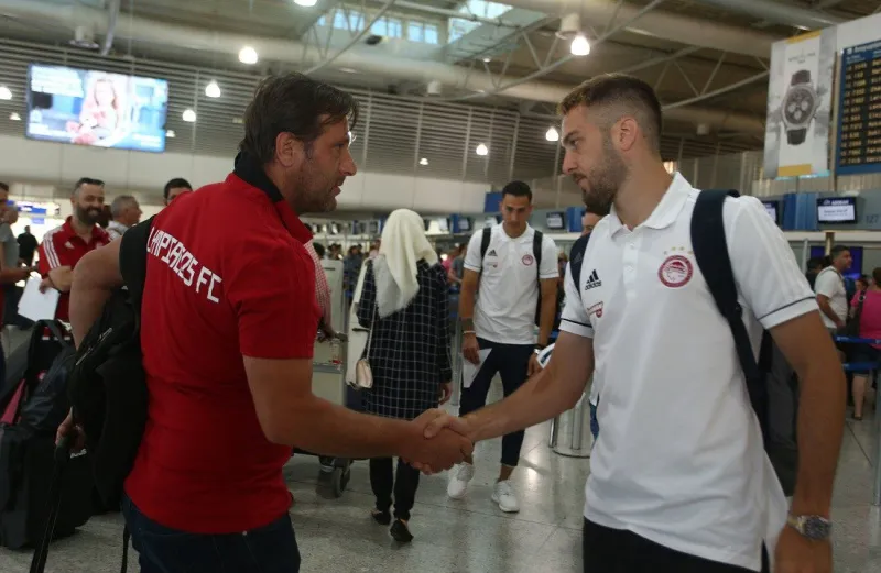 Αναχώρησε η αποστολή του Ολυμπιακού για Βέλγιο (pics)