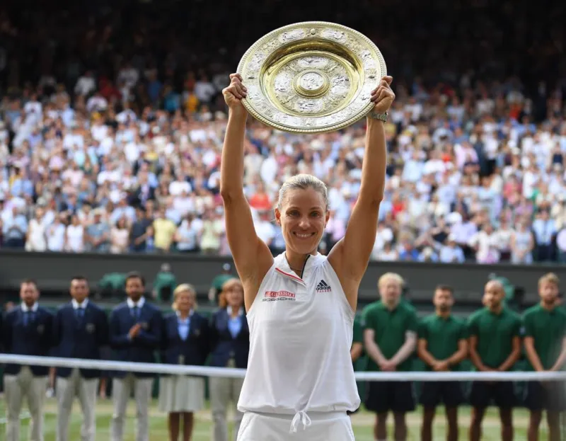 Θρίαμβος για την Κέρμπερ στο Wimbledon (vid)