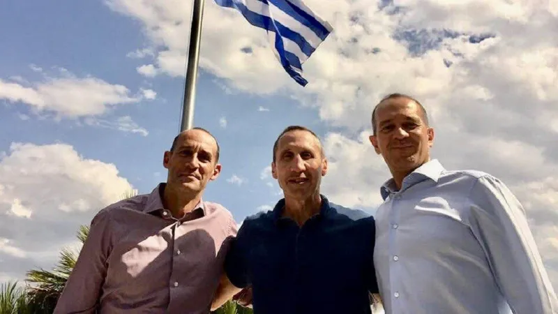 Η συνάντηση των Αγγελόπουλων με τον Μπλατ