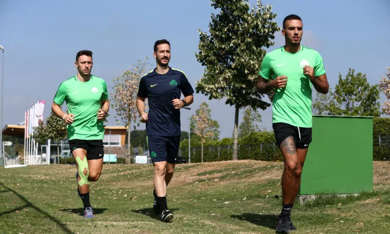 Έπιασαν μπάλα ξανά Κουρμπέλης και Άλτμαν