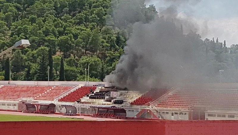 Φωτιά στα δημοσιογραφικά του ΕΑΚ Βόλου!