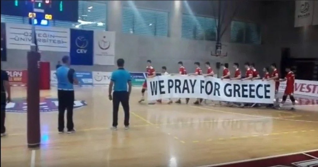 Μήνυμα στήριξης από την Τουρκία (vid)