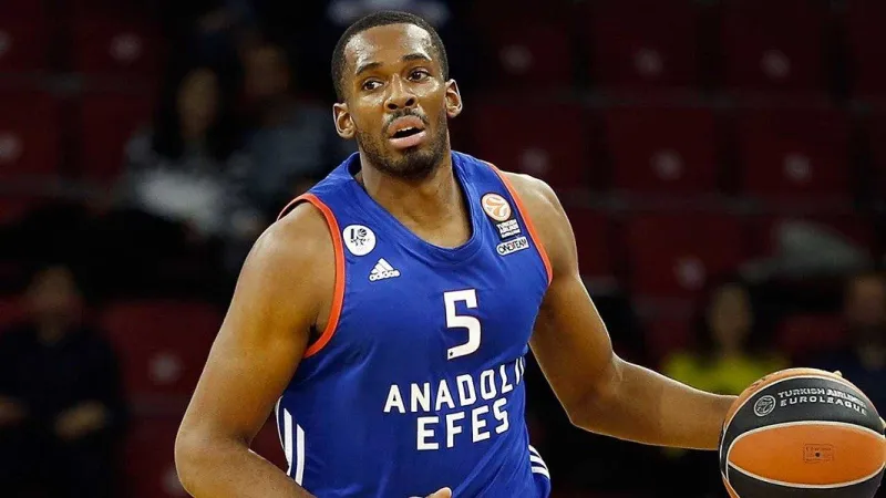 Τέλος ο Μπράουν από την Εφές