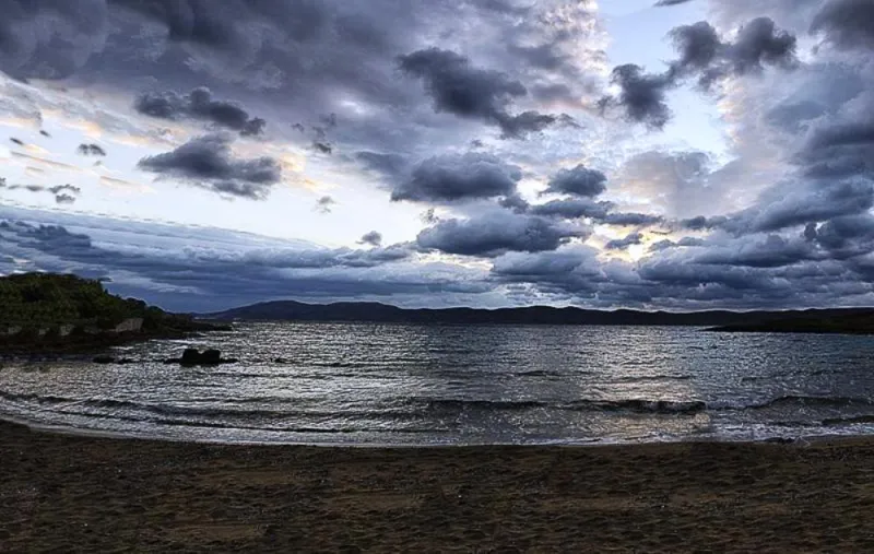 Σταθερά άστατος ο καιρός και την Κυριακή