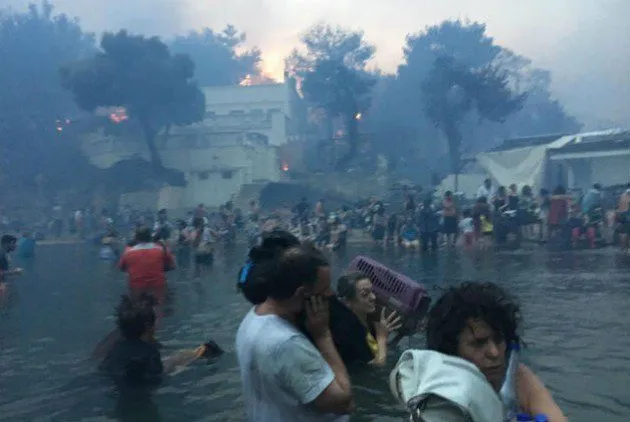 Φονικές Πυρκαγιές: Συγγενείς των θυμάτων κατέθεσαν μήνυση κατά Δούρου, Ψινάκη &amp; Καπάκη