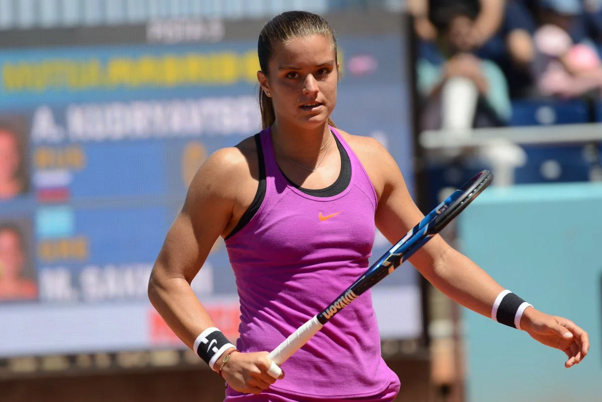 Στον δρόμο της Λένας η Σάκκαρη (vids)