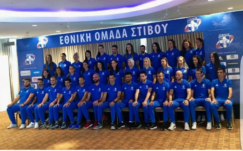 Το backstage της φωτογράφισης για την εθνική στίβου (vid)