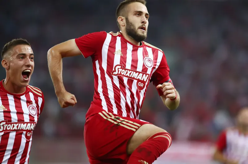 Ολυμπιακός - Μπέρνλι: Το 3-1 με πέναλτι του Φορτούνη (vid)
