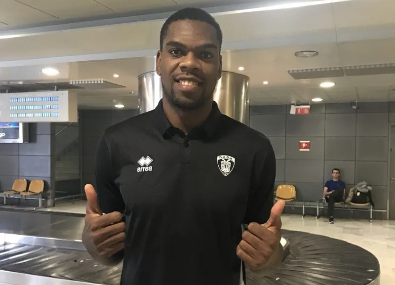 Στη Θεσσαλονίκη ο Μορεϊρά για τον ΠΑΟΚ (pics)