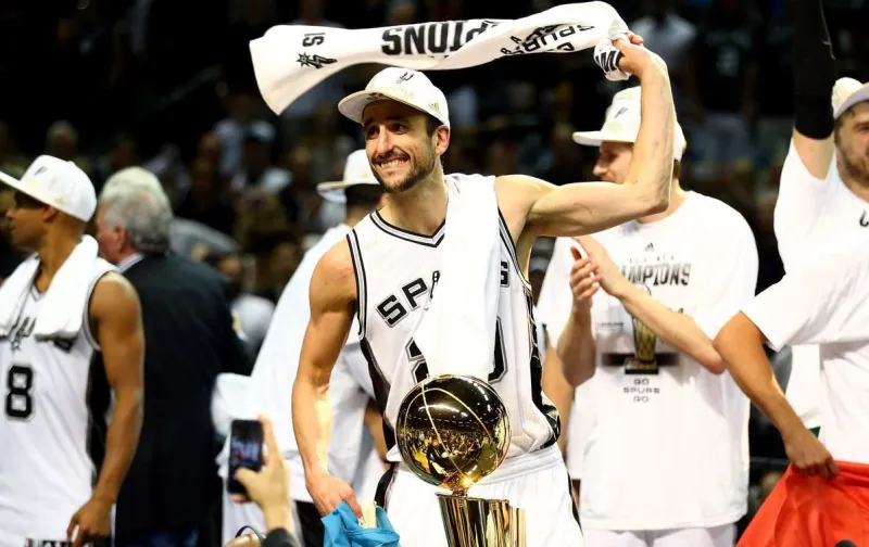 Όλο το NBA υποκλίνεται στον Μανού Τζινόμπιλι (pics)