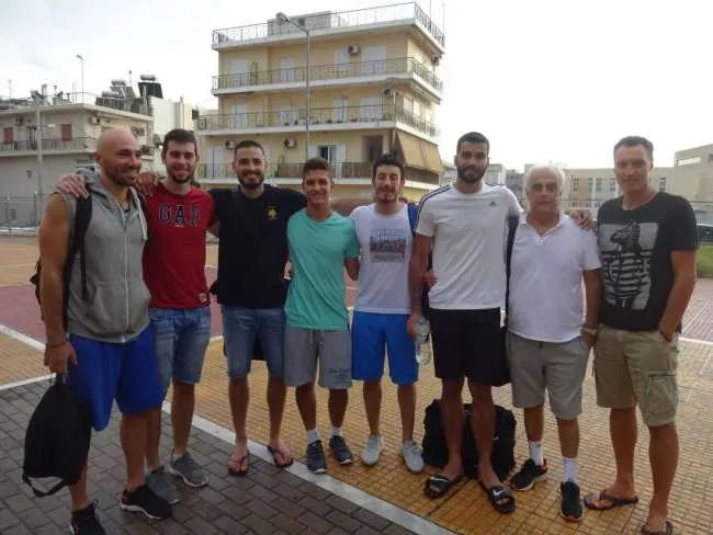 Νεόφυτος: «Να βγάλουμε το κεφάλι μας μέχρι να δούμε ουρανό»