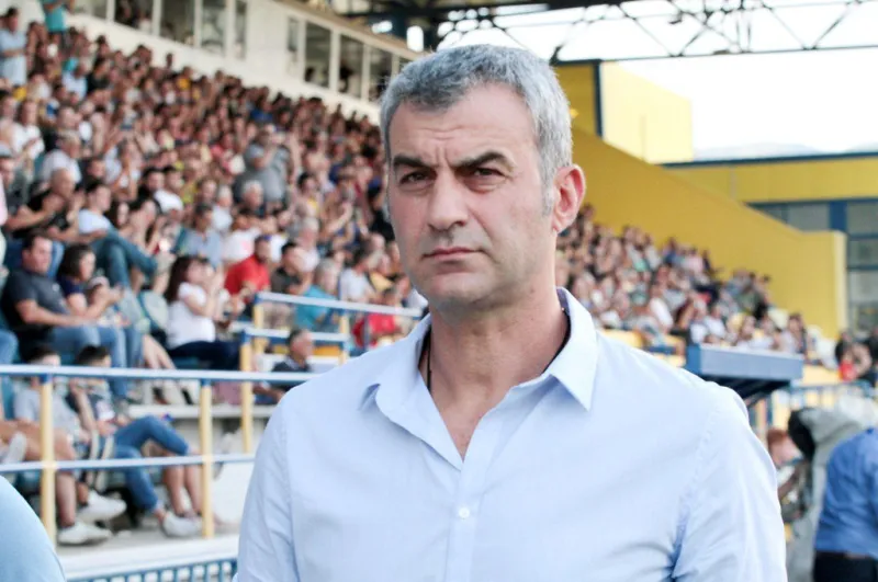 Δέλλας: «Κρατάμε μόνο τους τρεις βαθμούς»