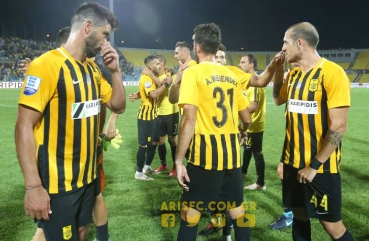 Ενοχλήσεις ο Μενέντεθ
