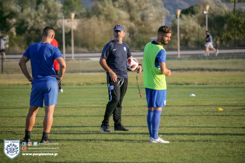 "Πρώτη" για Ευαγγέλου, στην προπόνηση οπαδοί