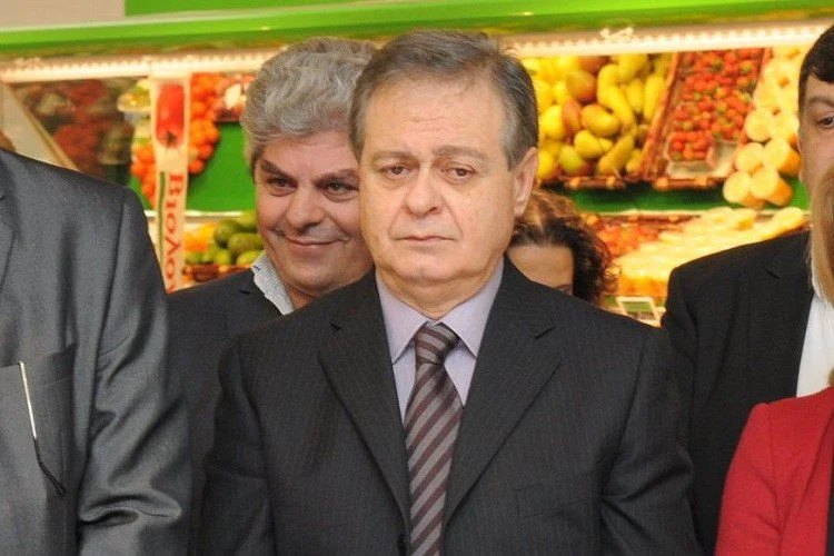 Παραχώρησαν δωρεάν τις μετοχές τους, Καρατζής και Χαλκιαδάκης