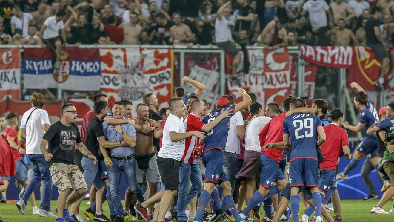 Η UEFA έκοψε τα ταξίδια στους οπαδούς του Ερυθρού Αστέρα